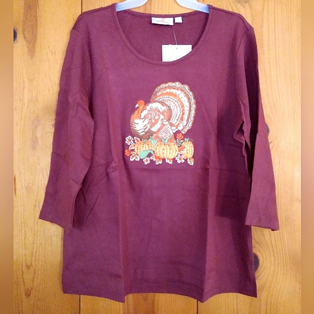 Quacker Factory Embroidered Rhinestone Holiday Top - Picture 2 of 6